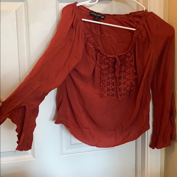 Women’s top boutique - Picture 1 of 2